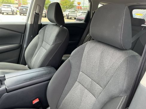 Used 2025 Nissan Rogue SV AWD/4WD image 11