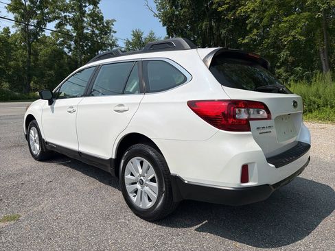 Used 2017 Subaru Outback 2.5i AWD/4WD image 16