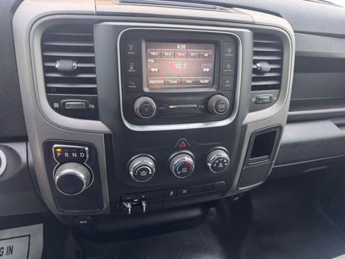 Used 2024 RAM 1500 Tradesman w/ Chrome Appearance Group RWD image 18