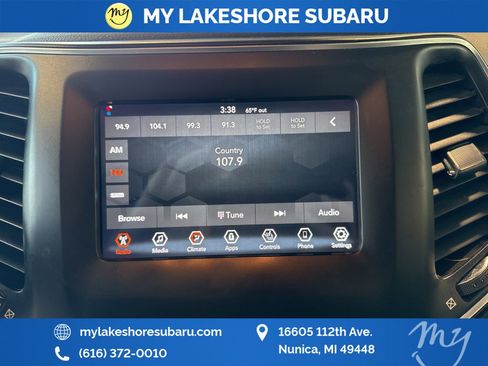 Used 2019 Jeep Cherokee Latitude Plus w/ Cold Weather Group image 23