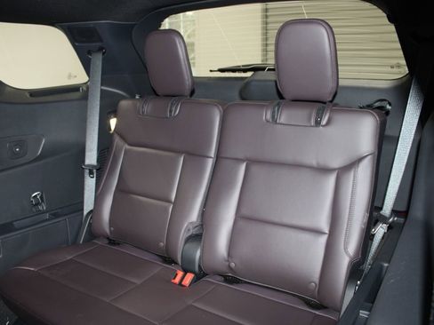 New 2026 Ford Explorer Platinum image 27