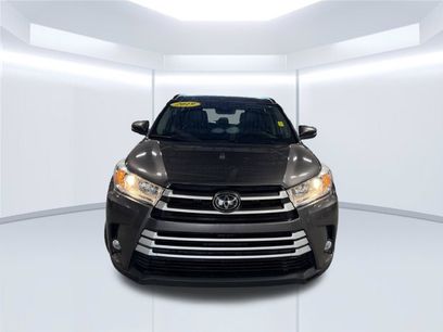 Used 2019 Toyota Highlander XLE