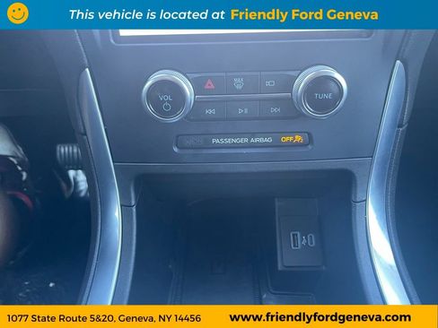 Used 2023 Ford Edge Titanium AWD/4WD image 25