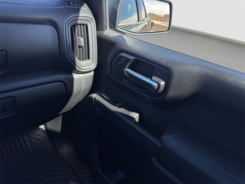 Used 2020 Chevrolet Silverado 1500 Custom Trail Boss w/ Custom Convenience Package image 17