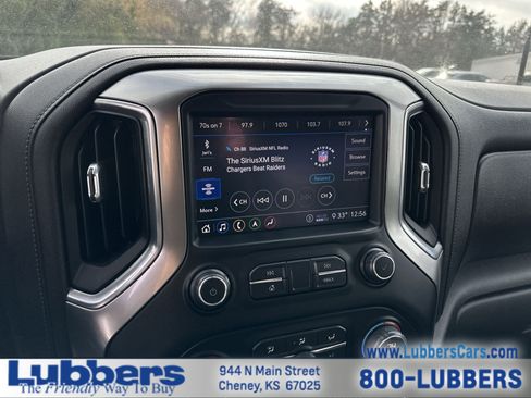 Used 2020 Chevrolet Silverado 2500 LTZ w/ LTZ Convenience Package image 16