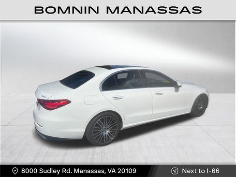 Used 2022 Mercedes-Benz C 300 4MATIC Sedan image 3