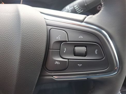 New 2026 Buick Envista Sport Touring w/ Convenience I Package FWD image 19