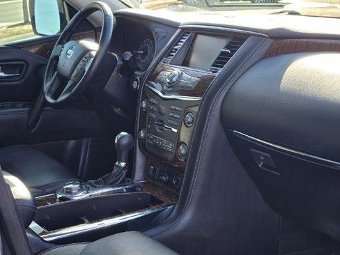Used 2019 Nissan Armada SL image 8