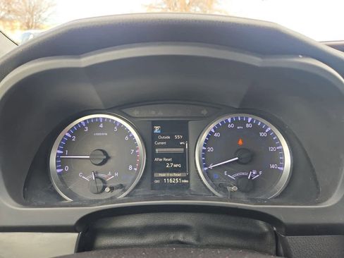 Used 2019 Toyota Highlander LE image 30