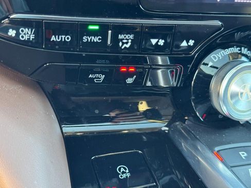 Used 2025 Acura MDX SH-AWD w/ Technology Package image 25