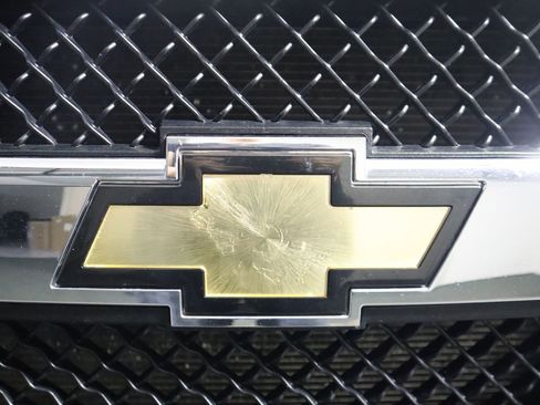 Used 2023 Chevrolet Express 2500 w/ Driver Convenience Package image 5