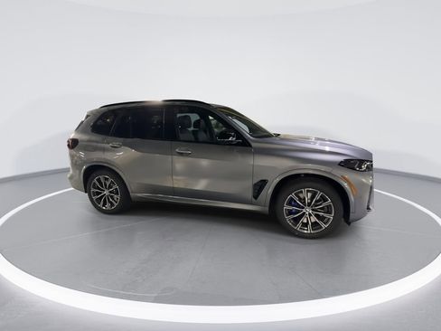 New 2026 BMW X5 M60i image 9