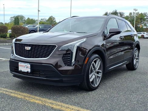 Used 2020 Cadillac XT4 Sport w/ Cold Weather Package image 3