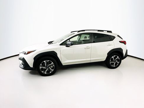 Used 2024 Subaru Crosstrek 2.0i Premium image 4