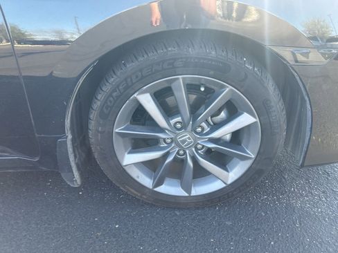 Used 2019 Honda Civic EX image 26