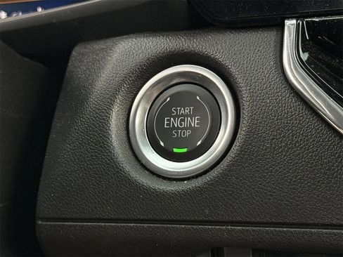 Used 2025 Chevrolet Colorado Trail Boss image 18