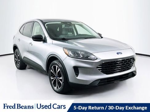 Used 2022 Ford Escape SE w/ SE Sport Appearance Package AWD/4WD image 1