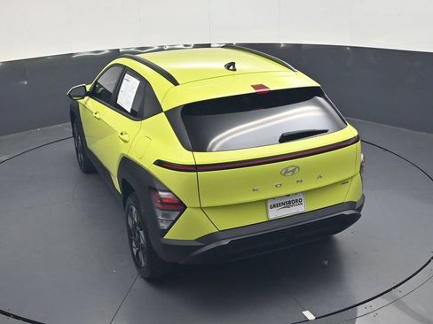 Used 2025 Hyundai Kona SEL AWD/4WD image 37