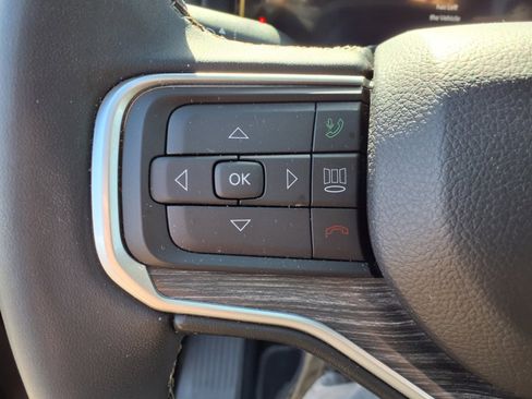 Used 2024 Jeep Wagoneer Series II w/ Flexible Seating Group image 16