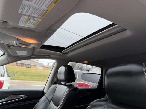 Used 2017 INFINITI QX60 AWD w/ Premium Plus Package image 7