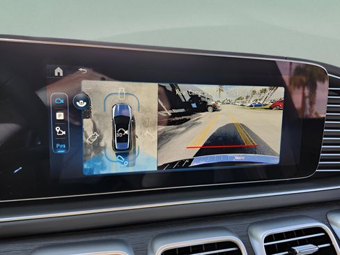 New 2026 Mercedes-Benz GLE 63 AMG S image 19