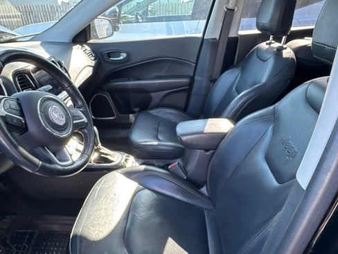 Used 2018 Jeep Compass Limited w/ Navigation Group AWD/4WD image 8