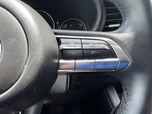 Used 2022 MAZDA MAZDA3 s FWD image 20