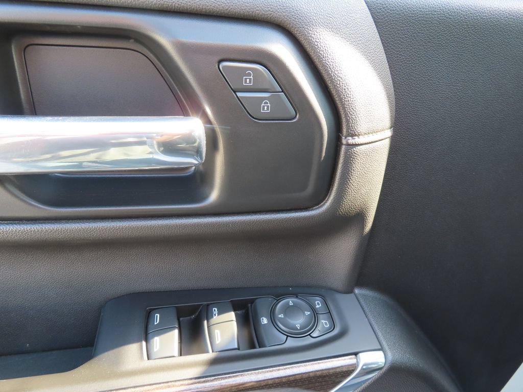 Used 2022 Chevrolet Silverado 1500 RST AWD/4WD image 10
