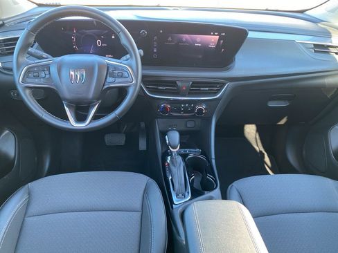 Used 2025 Buick Encore GX Preferred image 4