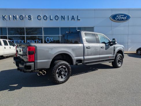 Used 2023 Ford F250 Lariat w/ Lariat Ultimate Package image 4