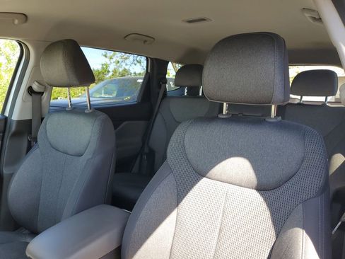 Used 2020 Hyundai Santa Fe SE AWD/4WD image 10
