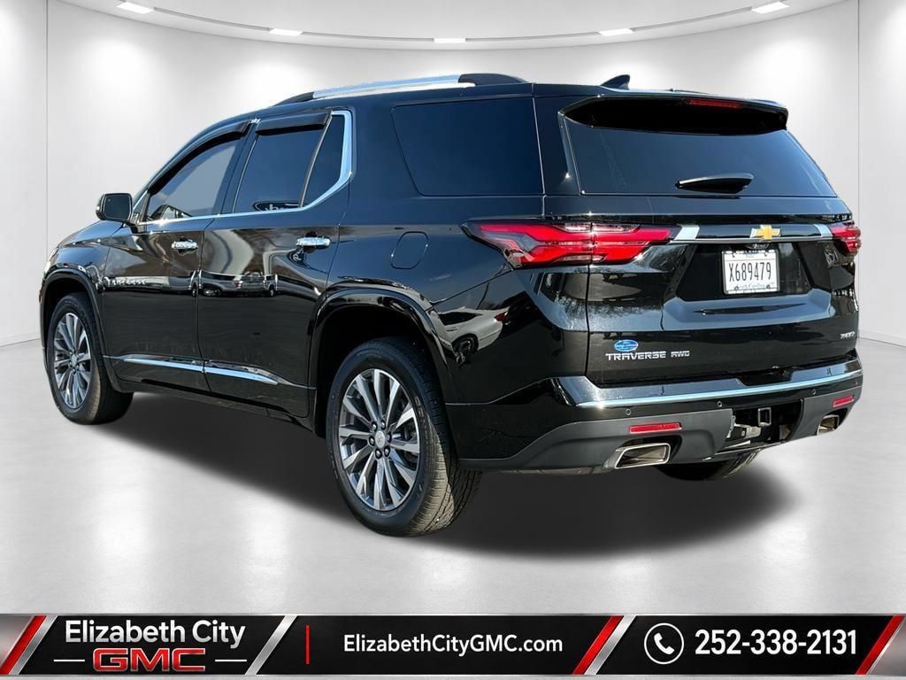 Used 2023 Chevrolet Traverse Premier AWD/4WD image 7