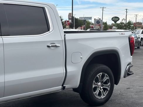 Used 2021 GMC Sierra 1500 SLT w/ SLT Convenience Package AWD/4WD image 7