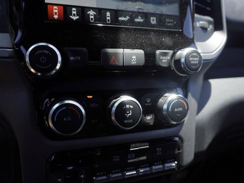 Certified 2024 RAM 2500 Tradesman w/ Towing Technology Group image 16