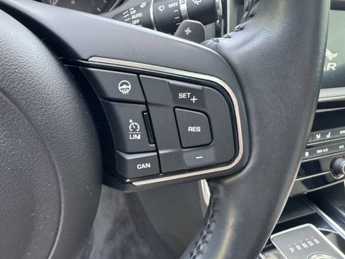 Used 2019 Jaguar XE Premium AWD/4WD image 25