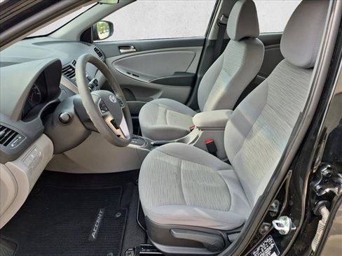 Used 2017 Hyundai Accent Value Edition FWD image 15