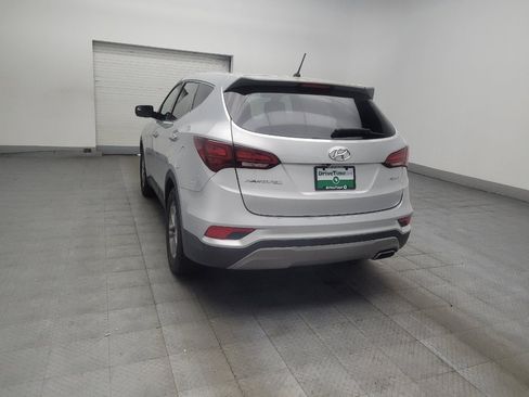 Used 2018 Hyundai Santa Fe Sport FWD image 5
