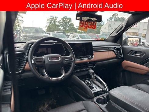 Used 2024 GMC Canyon AT4 w/ AT4 Premium Package AWD/4WD image 13
