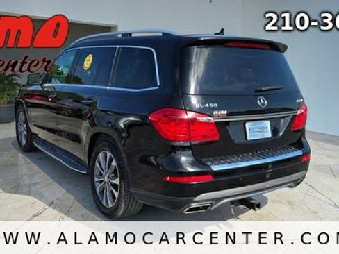Used 2014 Mercedes-Benz GL 450 4MATIC w/ Lighting Package image 3