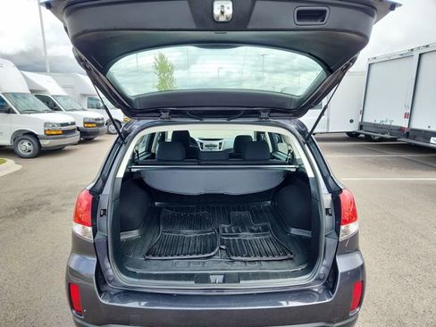 Used 2011 Subaru Outback 2.5i AWD/4WD image 29