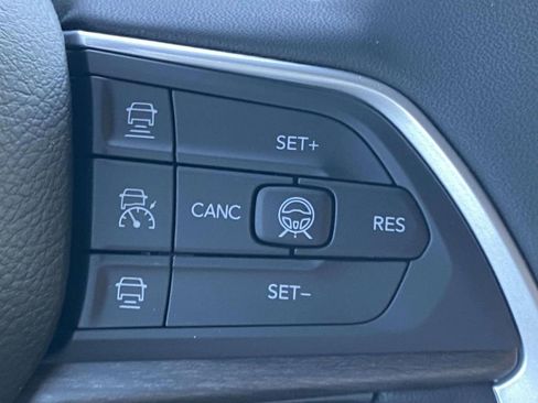 New 2026 Jeep Grand Cherokee L Limited w/ Luxury Tech Group II RWD image 48