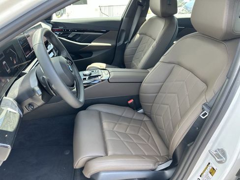 New 2026 BMW 530i xDrive AWD/4WD image 20