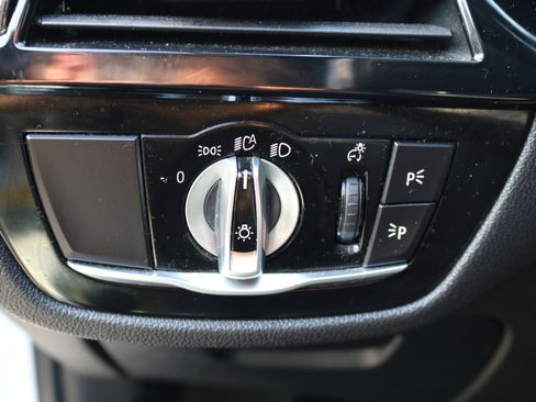 Used 2020 BMW 530i xDrive w/ Convenience Package image 23