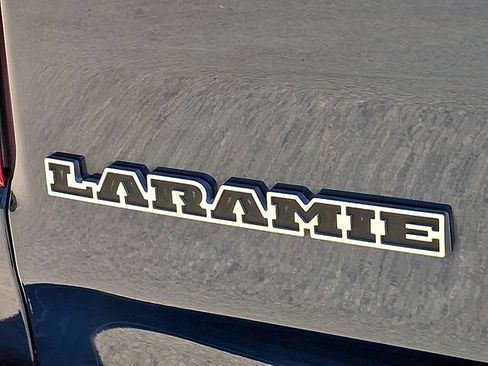 Used 2021 RAM 1500 Laramie AWD/4WD image 28