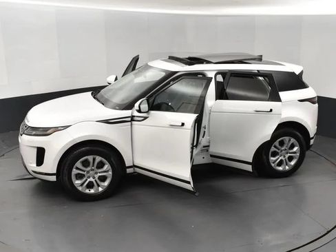 Used 2023 Land Rover Range Rover Evoque S AWD/4WD image 7