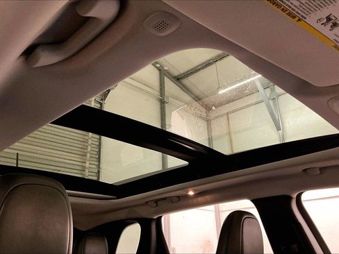 Used 2021 Jeep Cherokee Latitude Lux w/ Sun & Sound Group image 21