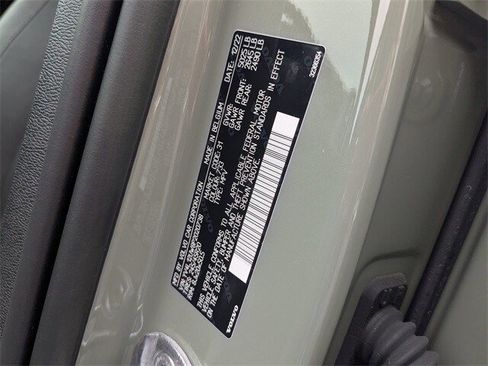 Used 2023 Volvo XC40 B5 Plus w/ Driver Assist Package image 31