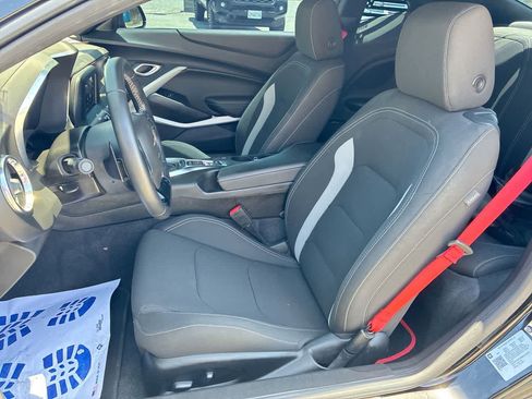 Used 2021 Chevrolet Camaro LT RWD image 18