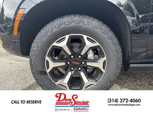 New 2026 GMC Yukon AT4 w/ AT4 Premium Plus Package AWD/4WD image 10
