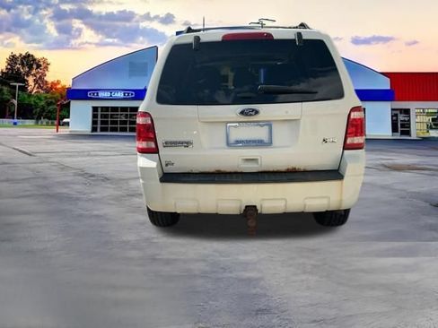 Used 2012 Ford Escape XLT FWD image 10